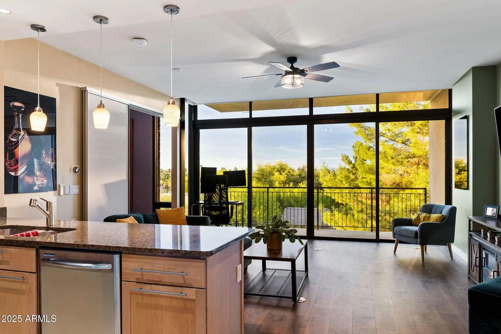 208 W Portland Street (unit 360), Phoenix