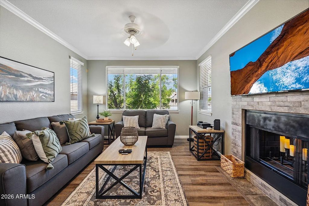 7009 E Acoma Drive (unit 2121), Scottsdale