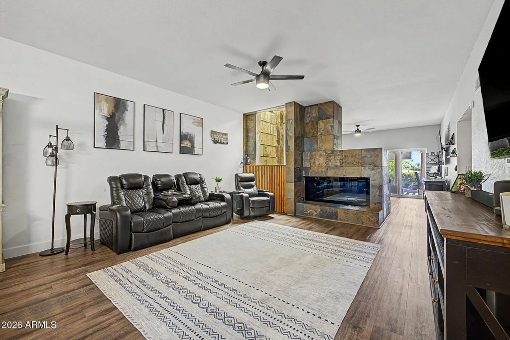 2322 S Rogers -- (unit 33), Mesa