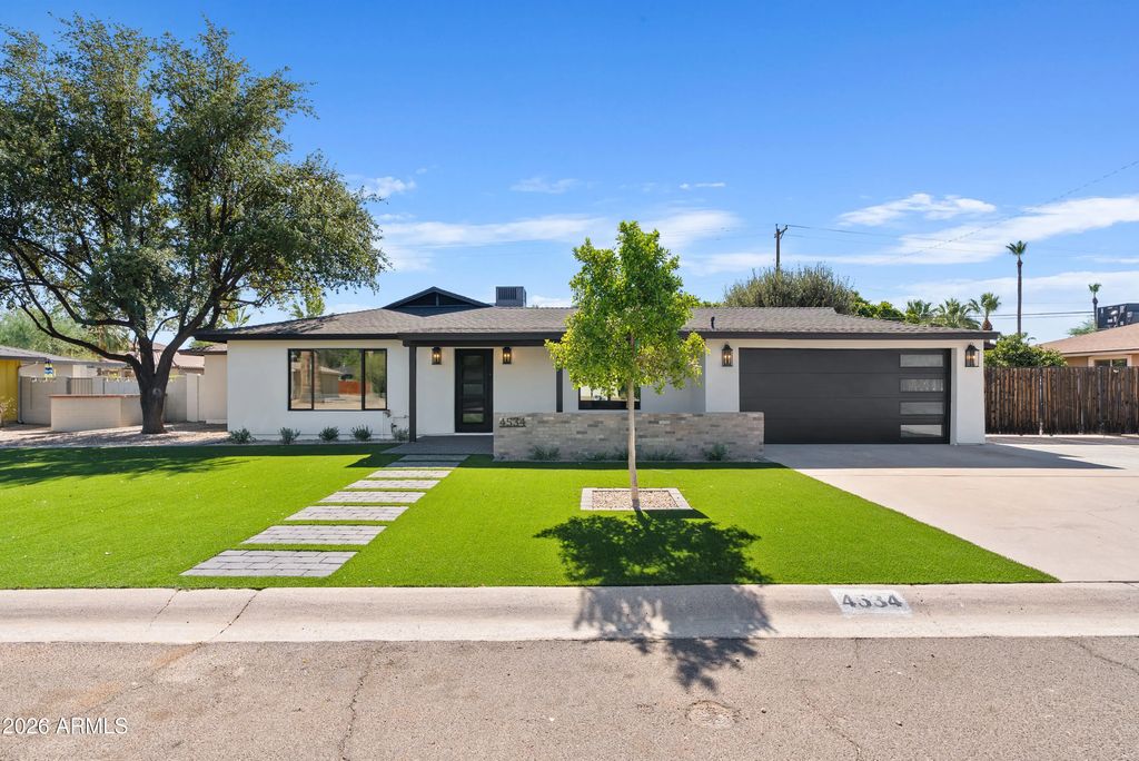 4534 N 30th Place, Phoenix