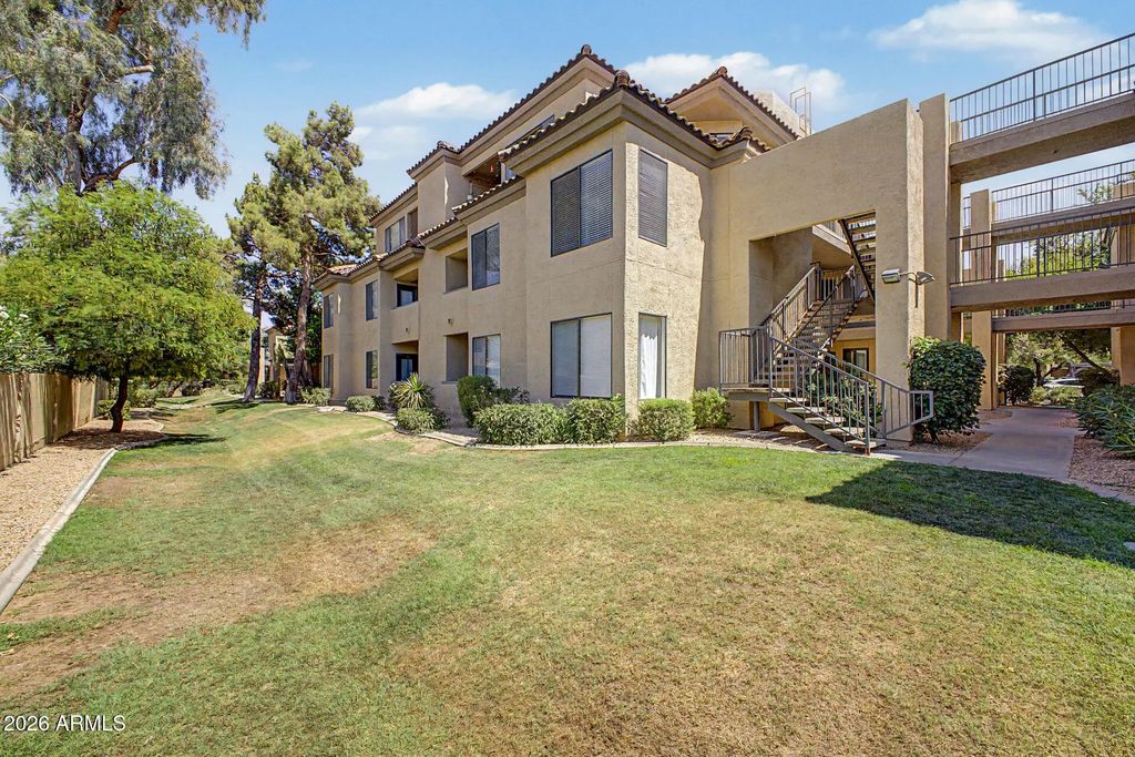 4925 E Desert Cove Avenue (unit 143), Scottsdale
