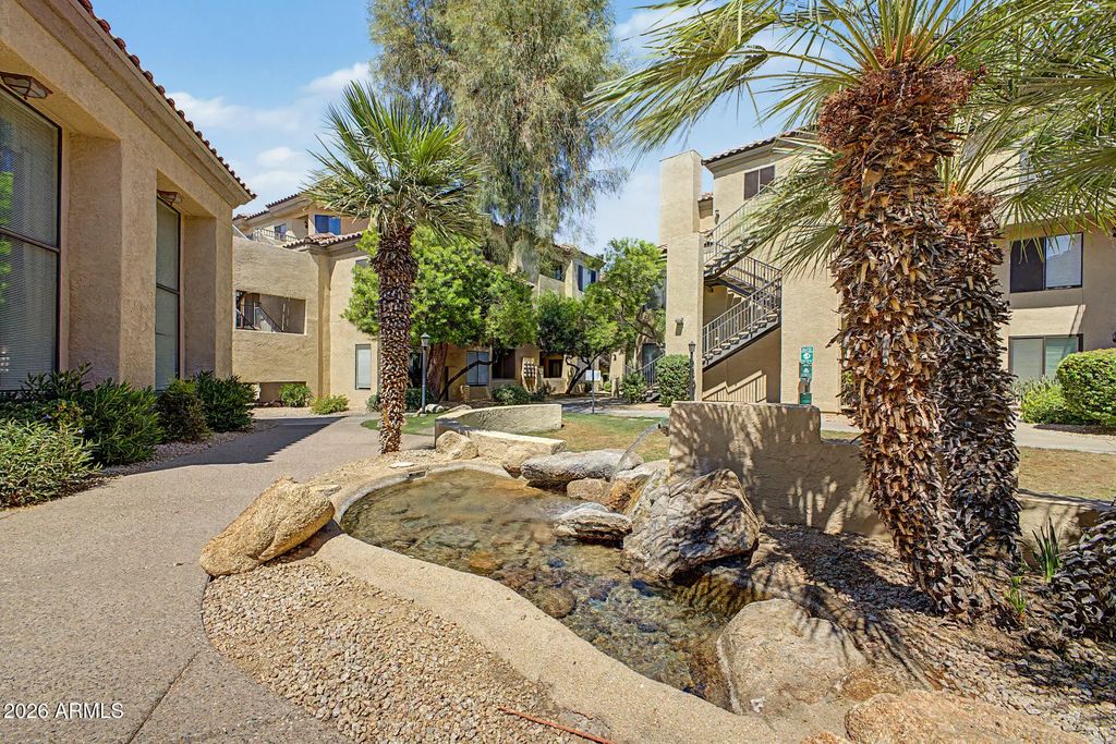 4925 E Desert Cove Avenue (unit 143), Scottsdale