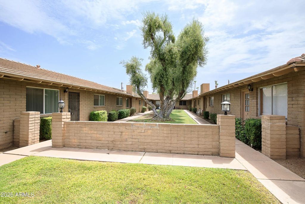 2725 S Rural Road (unit 14), Tempe