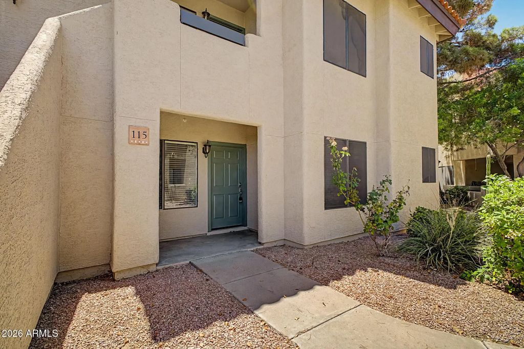 7008 E Gold Dust Avenue (unit 115), Paradise Valley