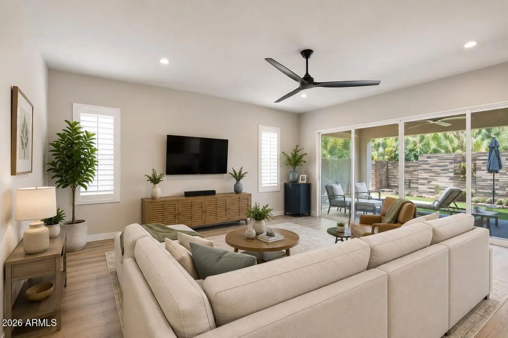 2122 W Rowel Road, Phoenix