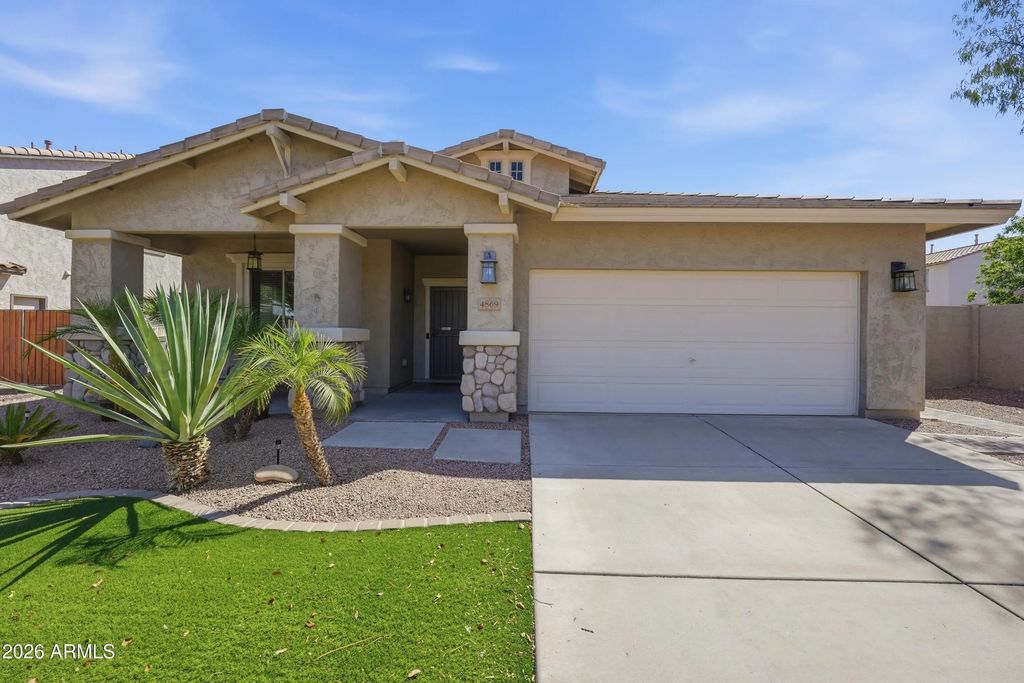 4869 S Stonecreek Boulevard, Gilbert
