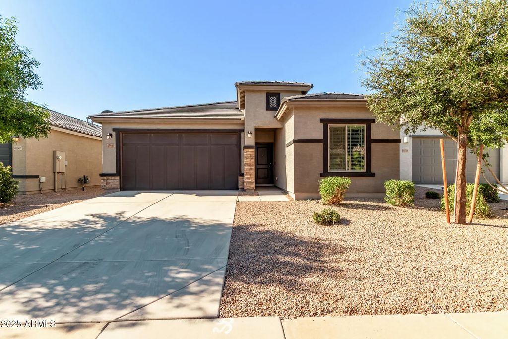 43699 W Buckhorn Trail, Maricopa