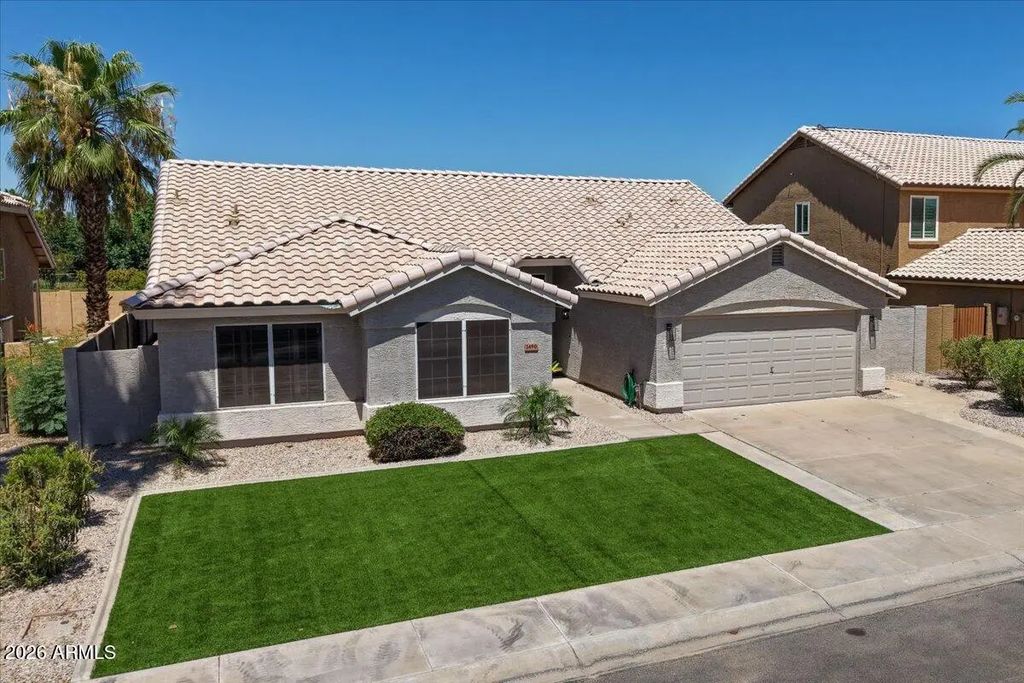 1490 N Pheasant Drive, Gilbert