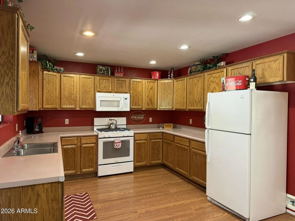 2421 Sioux Lane, Happy Jack