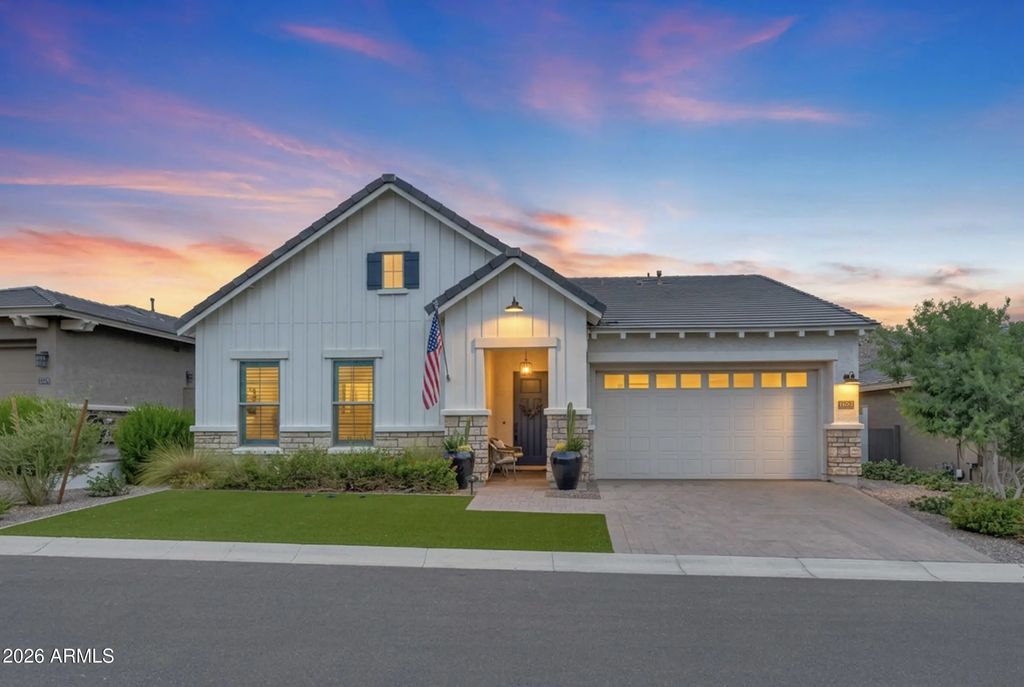21358 W Hillcrest Boulevard, Buckeye
