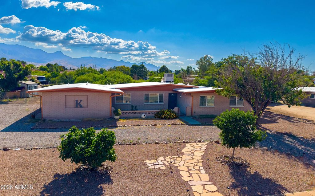 2002 Town And Country Drive, Sierra Vista