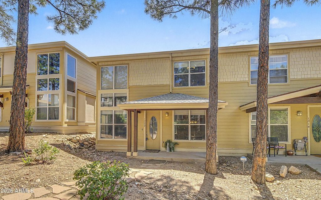 1322 E Hatcher Drive, Flagstaff