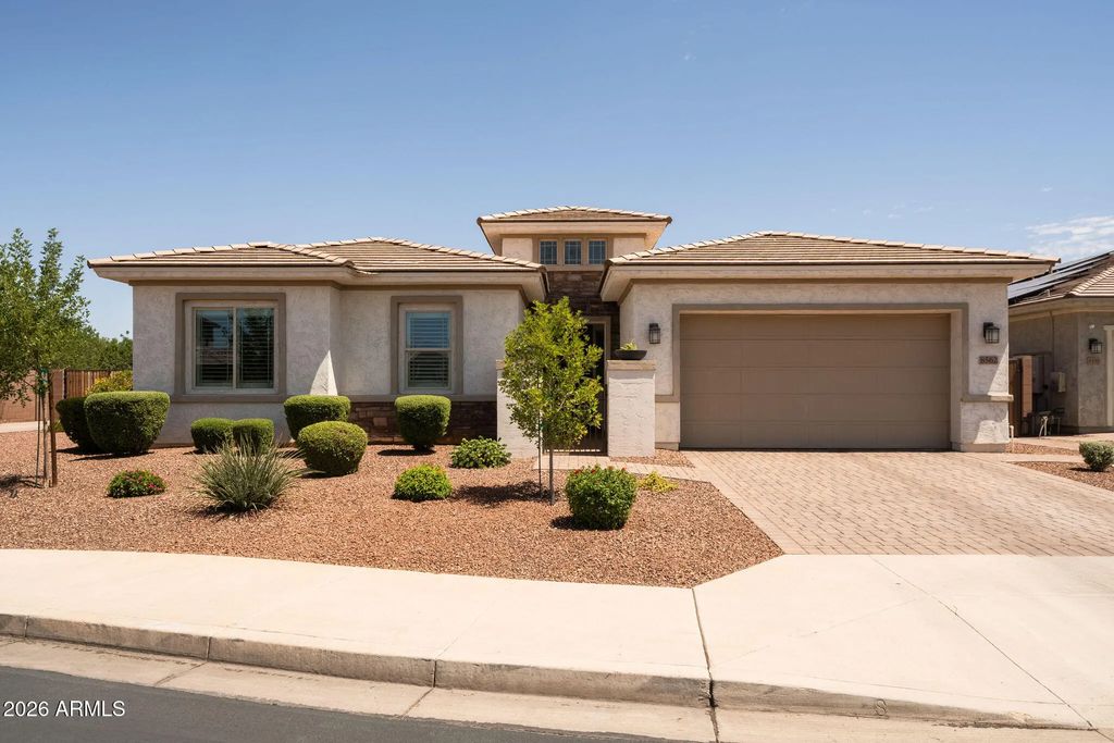 8562 W Myrtle Avenue, Glendale