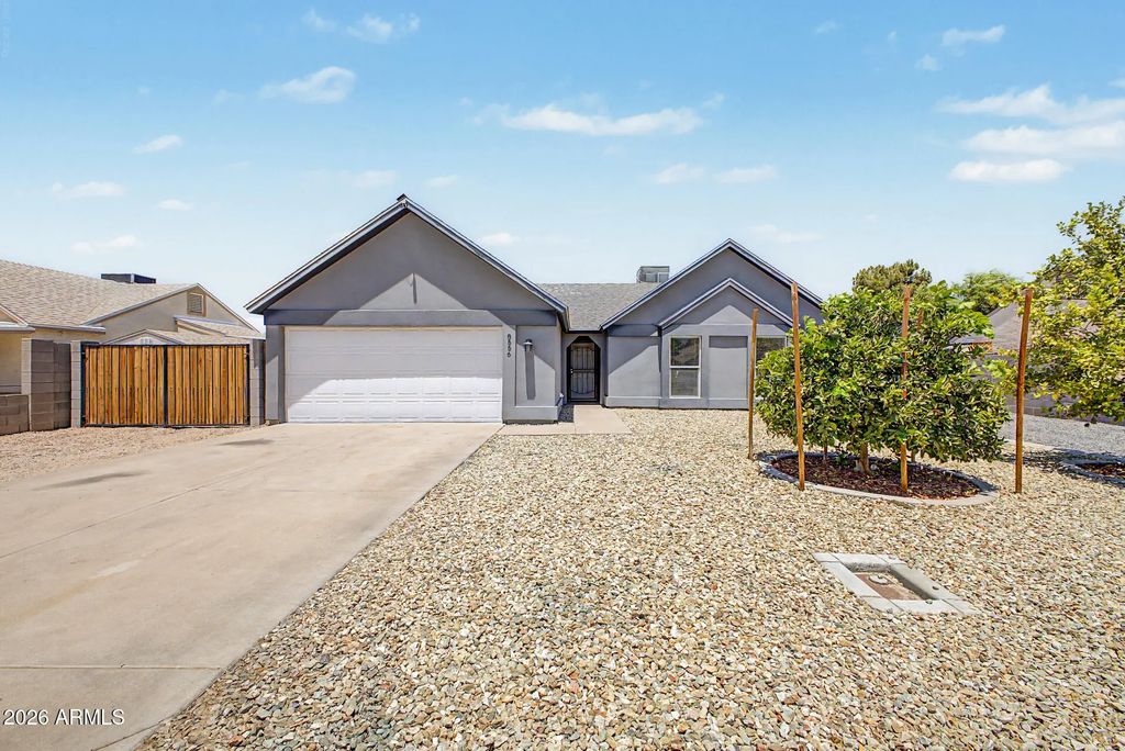 8556 W Charter Oak Road, Peoria