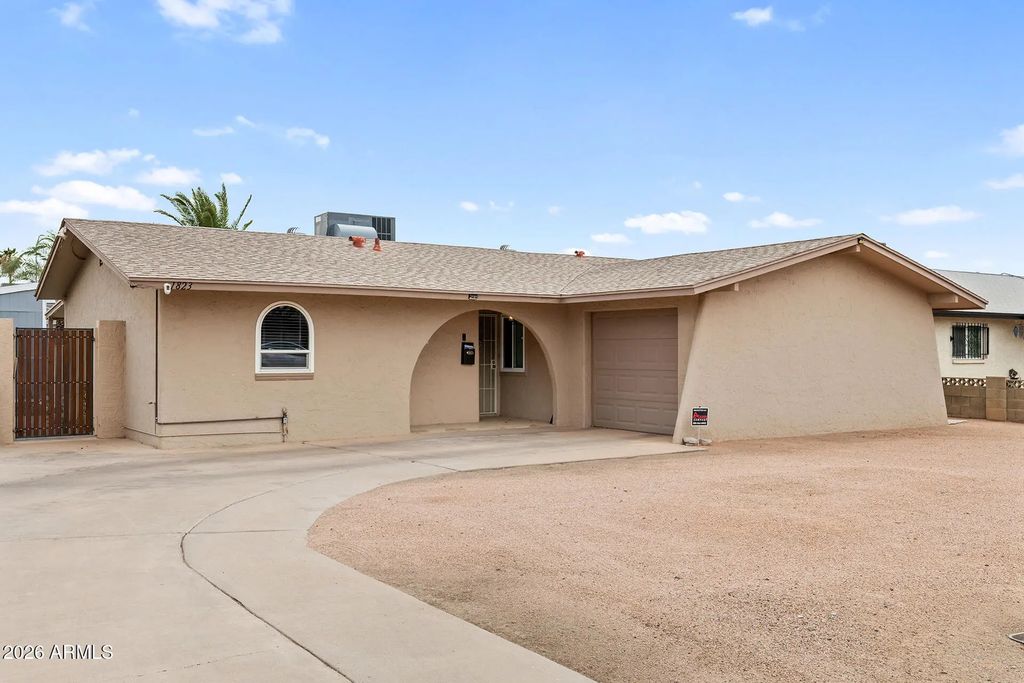 1823 E Brookdale Street, Mesa