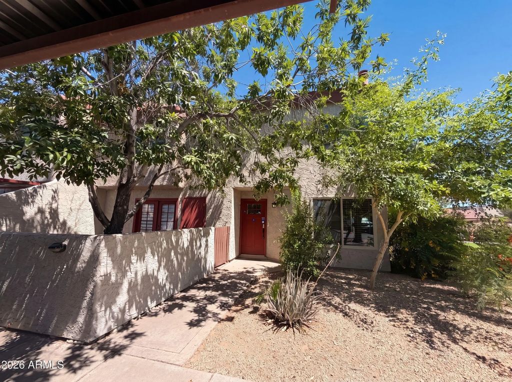 2040 S Longmore -- (unit 39), Mesa