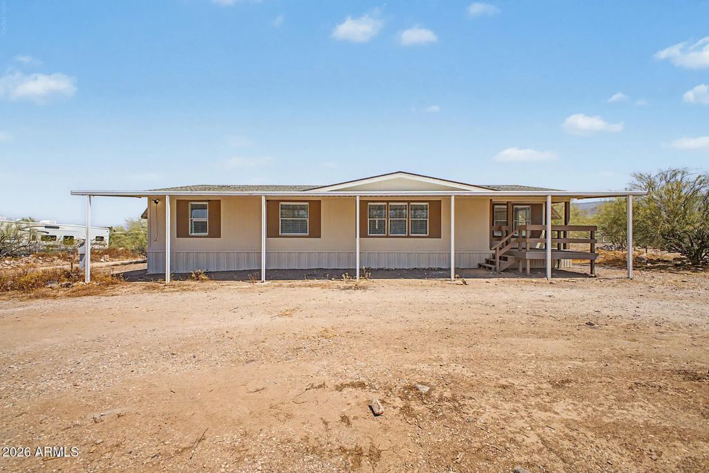 1628 E Circle Mountain Road, New River