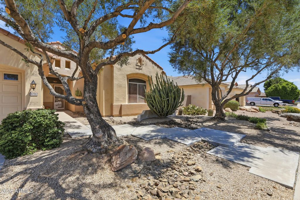 8056 W Louise Drive, Peoria