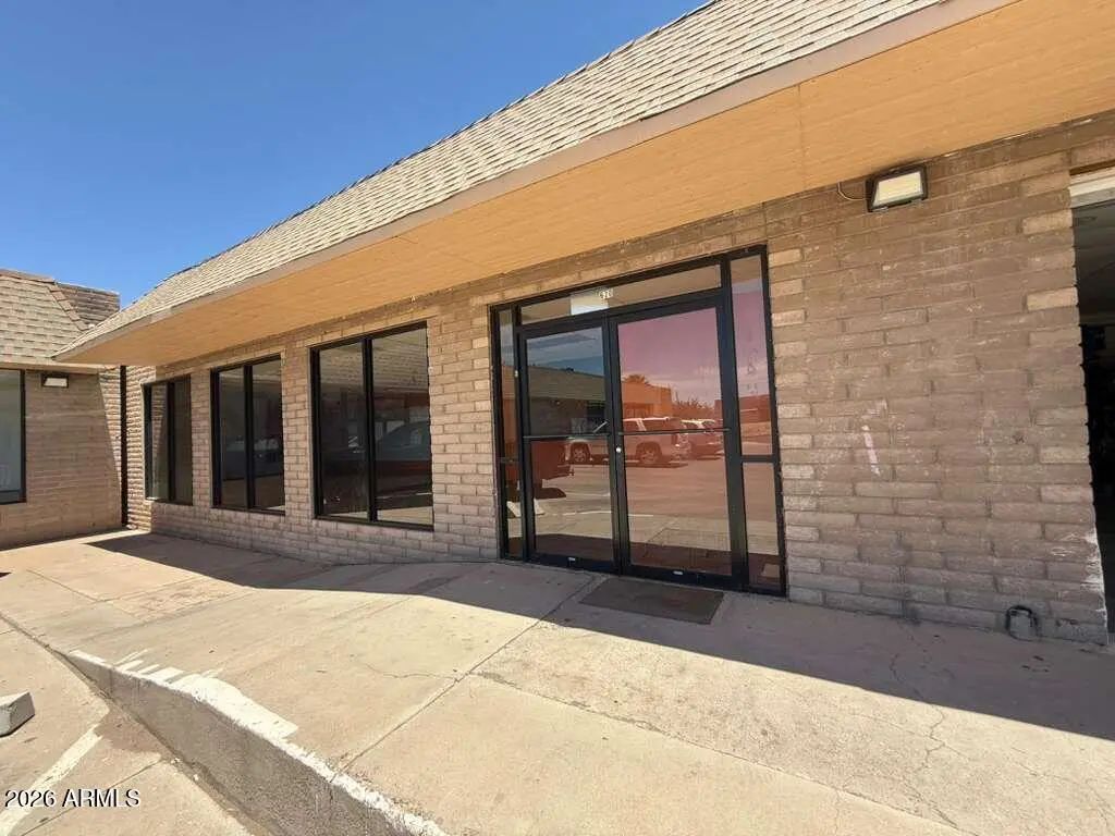 620 N G Avenue, Douglas