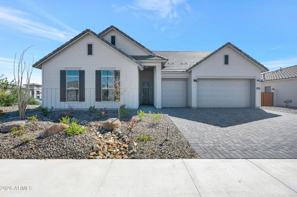 6865 N 190th Drive, Waddell