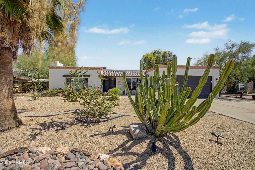 5017 E Acoma Drive, Scottsdale