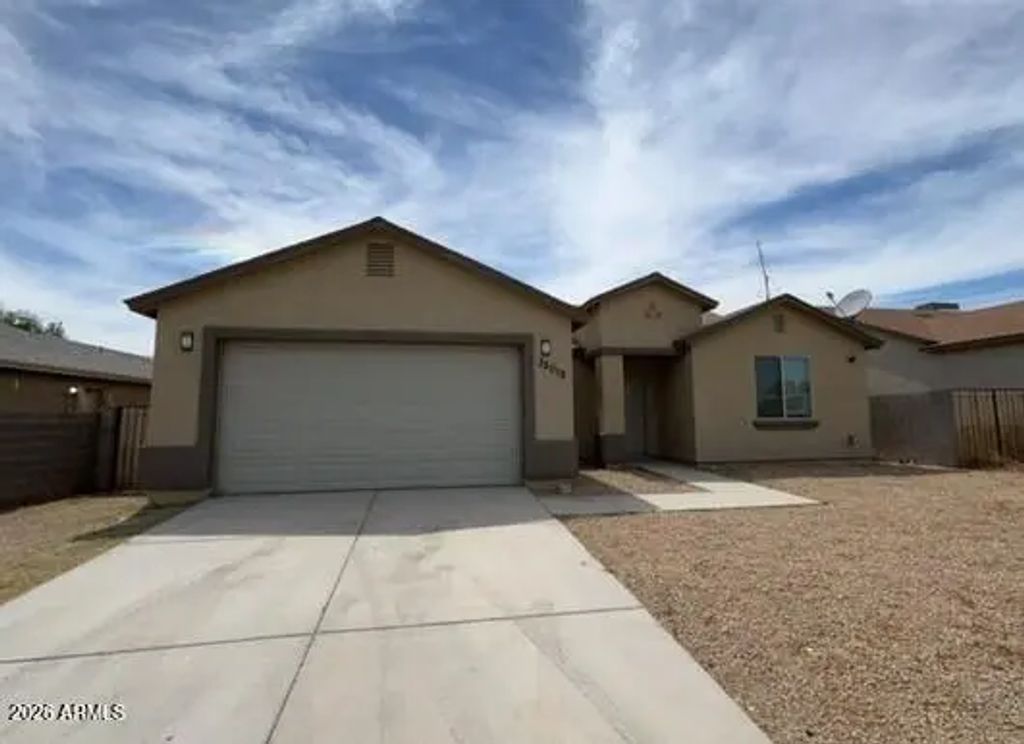 32012 N Bush Street, Wittmann