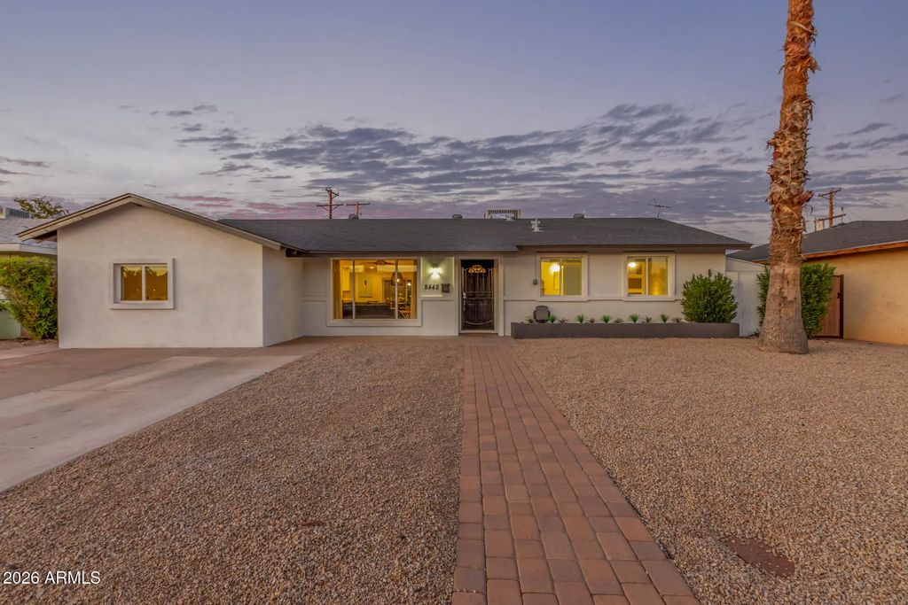 8442 E Holly Street, Scottsdale