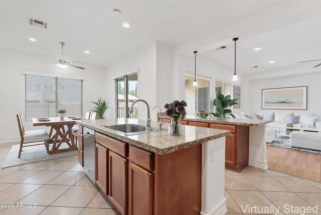 2524 E Honeysuckle Place, Chandler