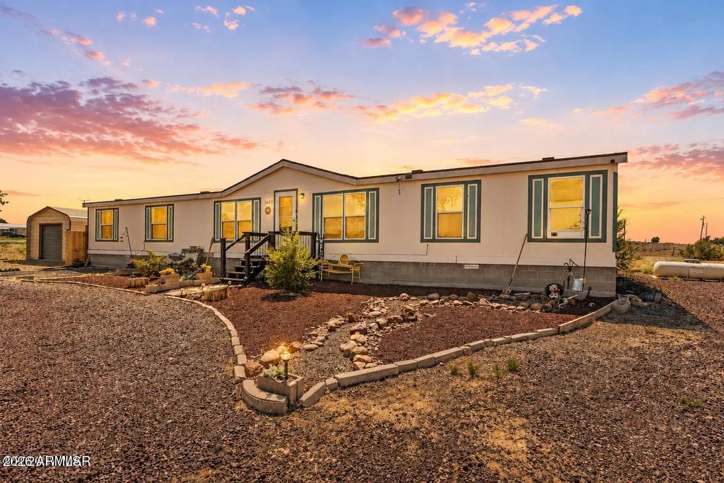 1602 W Hereford Road, Taylor