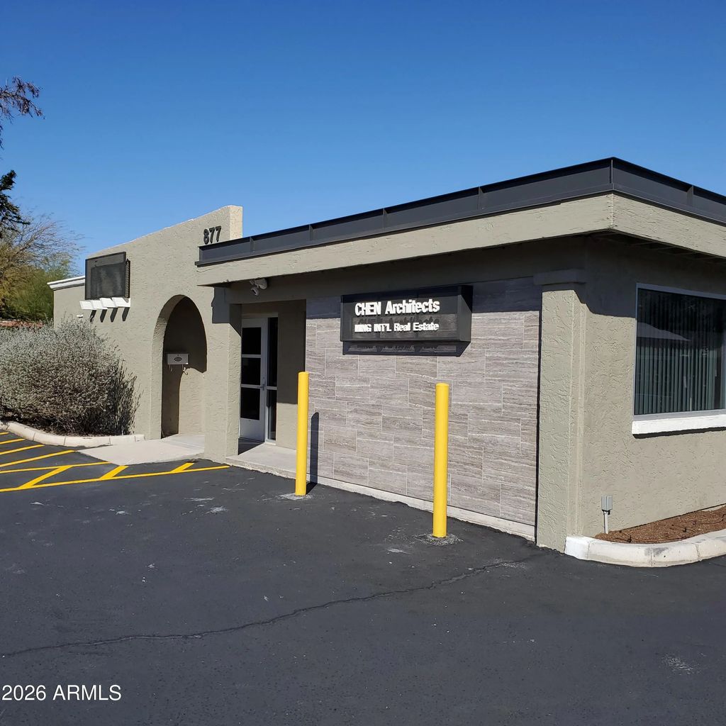 877 N Alma School Road, Chandler