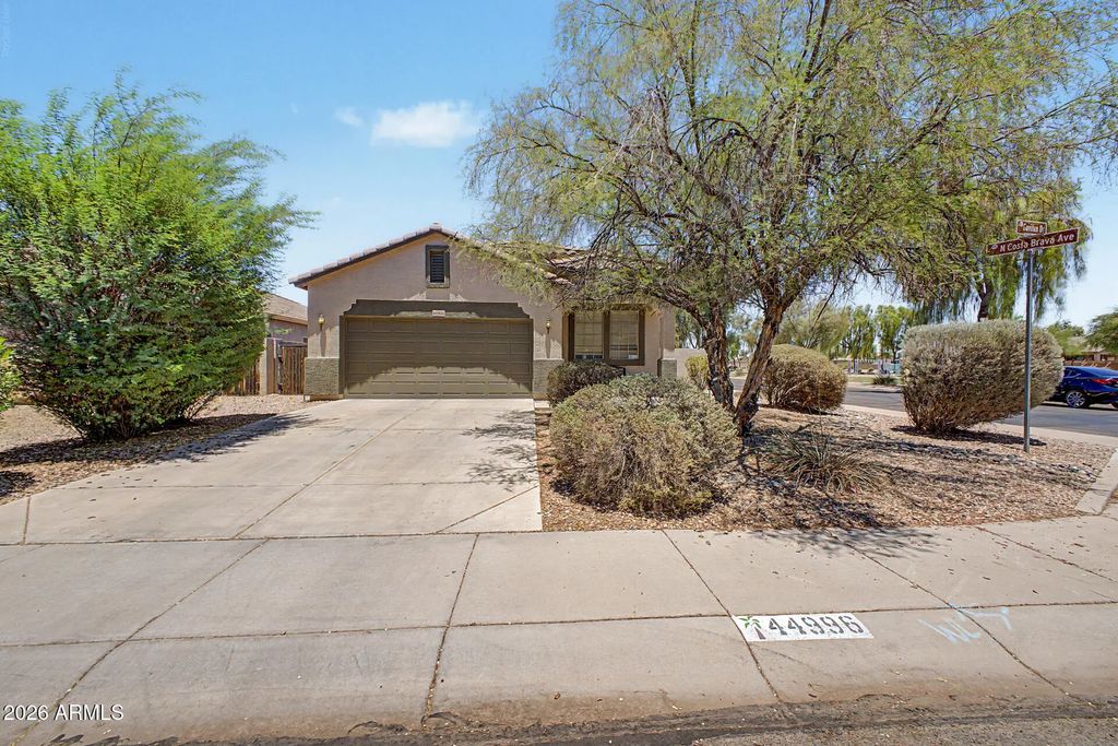 44996 W Gavilan Drive, Maricopa
