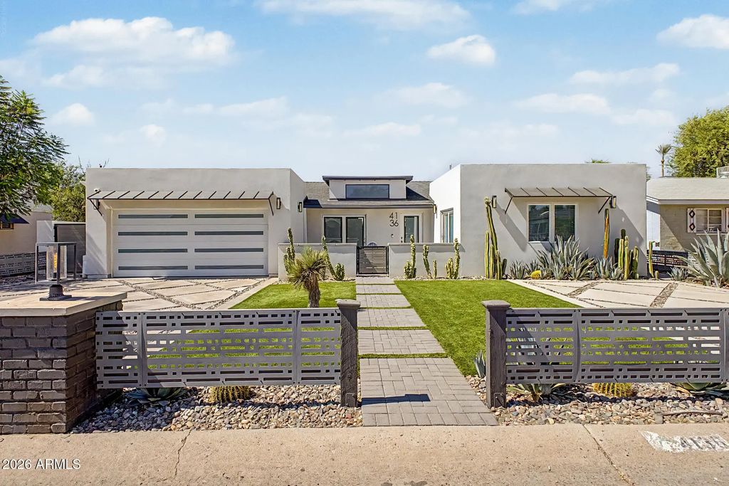 4136 E Glenrosa Avenue, Phoenix