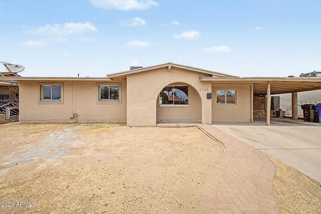 5536 W La Reata Avenue, Phoenix