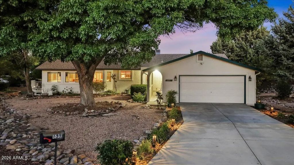 635 N Corral Circle, Dewey