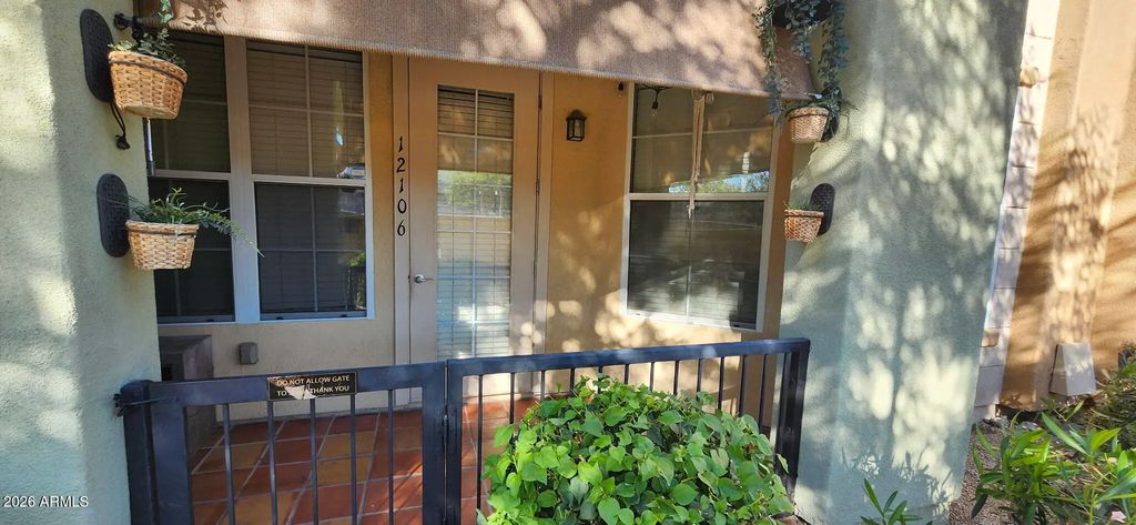 14575 W Mountain View Boulevard (unit 12106), Surprise