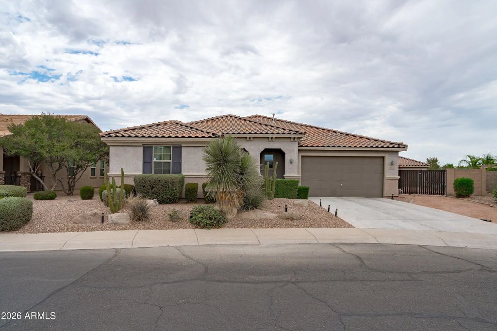 40570 W Hopper Drive, Maricopa