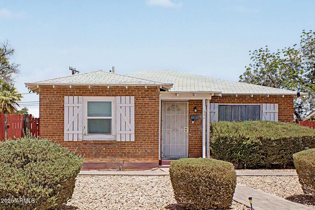 326 W Pinkley Avenue, Coolidge