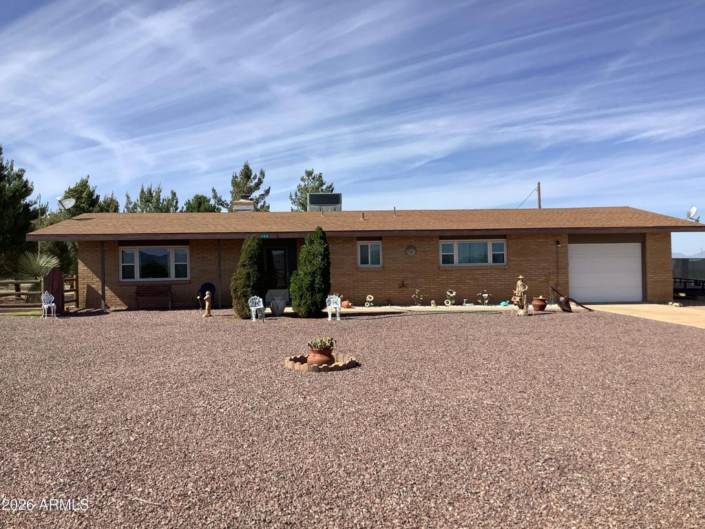 133 E Lehigh Street, Pearce