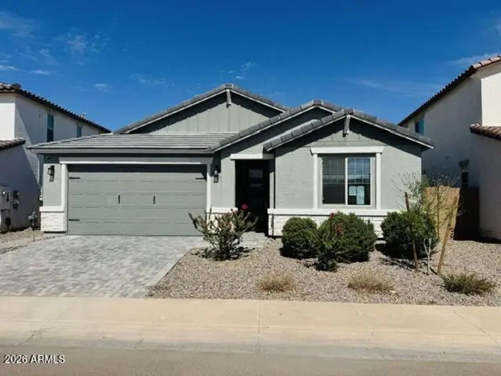 21743 N Daniel Drive, Maricopa