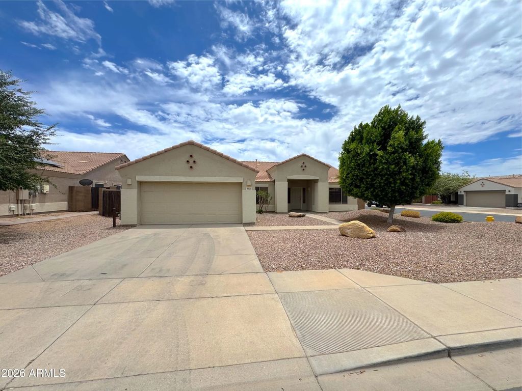 8621 E Olla Avenue, Mesa