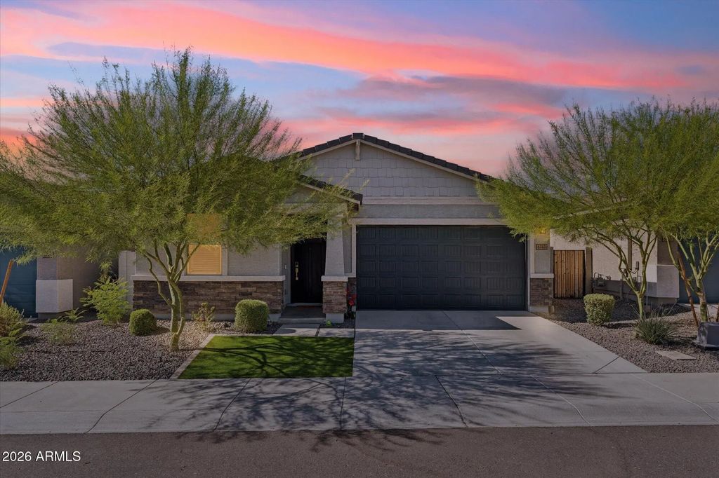 6740 W Pedro Lane, Laveen