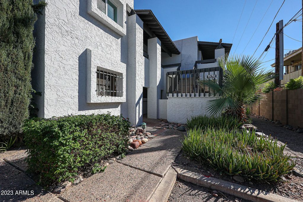 3640 N 70th Street, Scottsdale