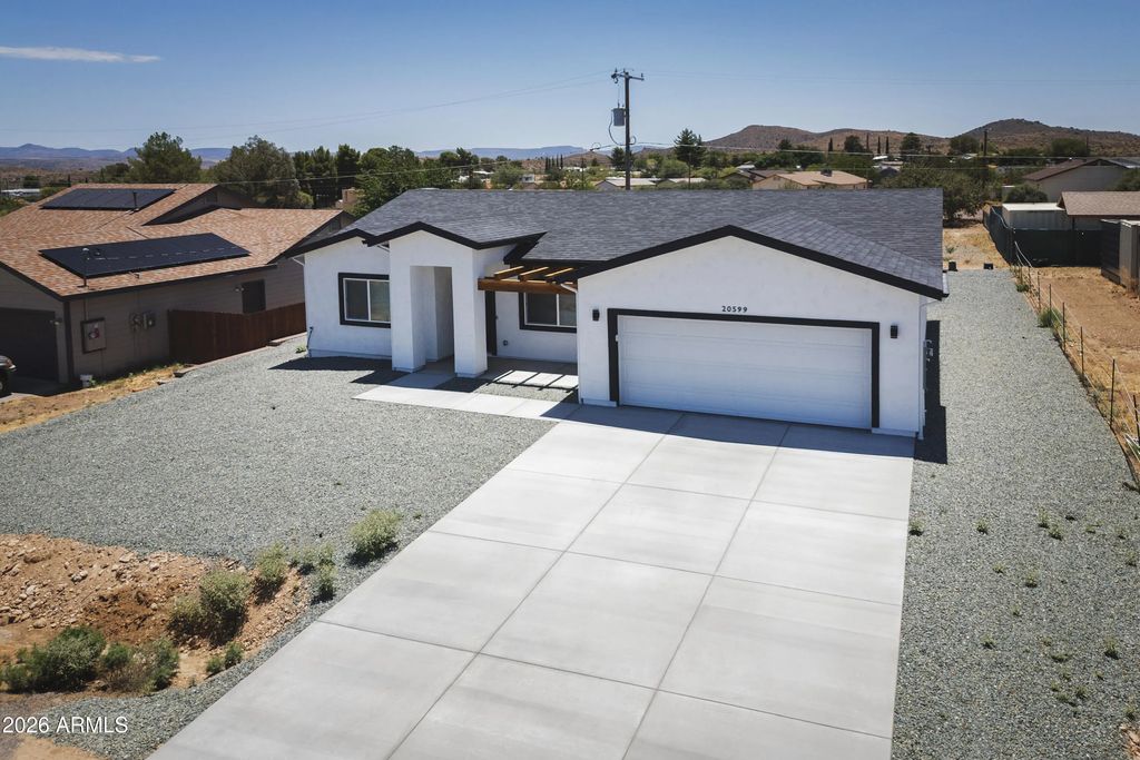 20599 E Wagon Way, Mayer