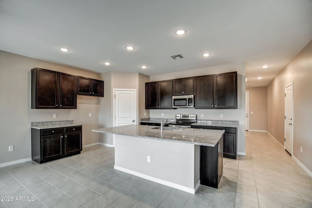42420 W Rojo Street, Maricopa