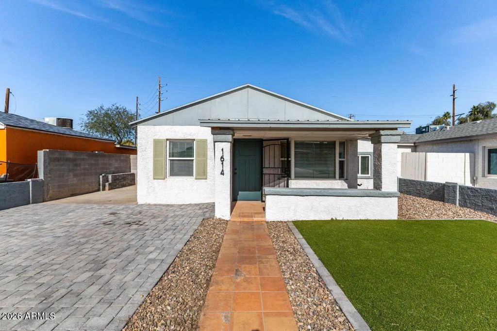 1614 W Lynwood Street, Phoenix