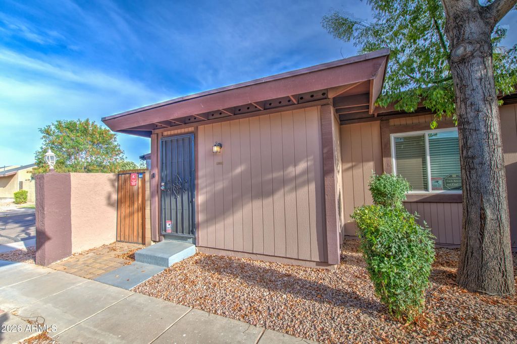 916 S Hacienda Drive (unit A), Tempe