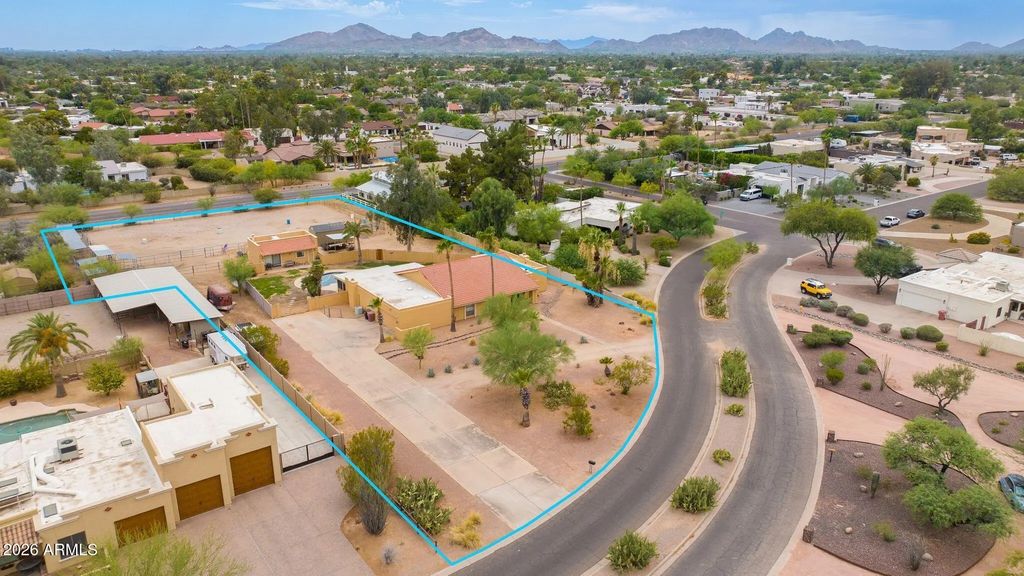 8117 E Gray Road, Scottsdale