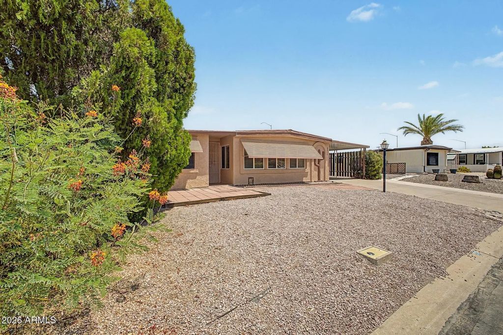 8210 E Calypso Avenue, Mesa