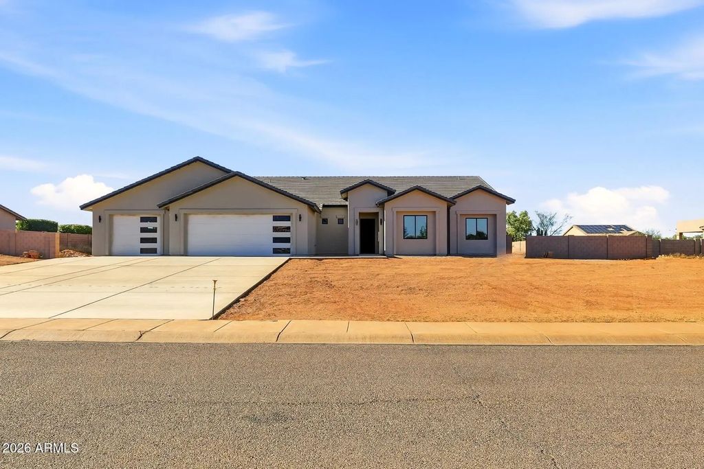 2367 Isla Bonita Drive, Sierra Vista
