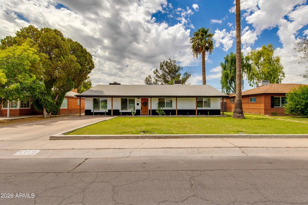 1535 W Rovey Avenue, Phoenix